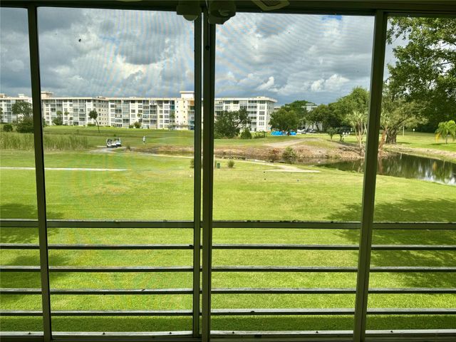 2601 S Palm Aire Dr 212, Pompano Beach, FL 33069