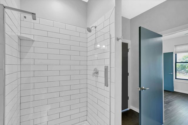 1900 12th Ave S Apt 303, Nashville, TN 37203