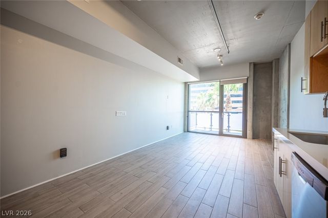 353 East Bonneville Avenue 373, Las Vegas, NV 89101