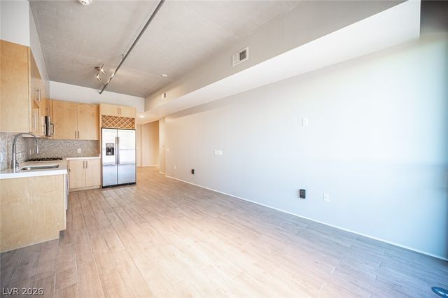 353 East Bonneville Avenue 373, Las Vegas, NV 89101