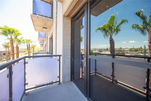 353 East Bonneville Avenue 373, Las Vegas, NV 89101