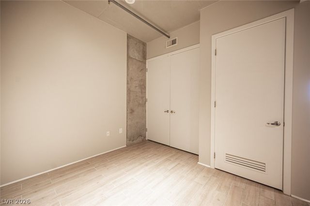 353 East Bonneville Avenue 373, Las Vegas, NV 89101