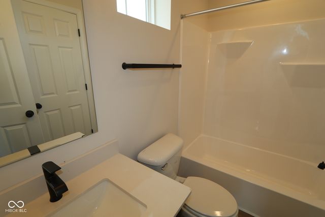 9134 Ambassador Street, Mccordsville, IN 46055