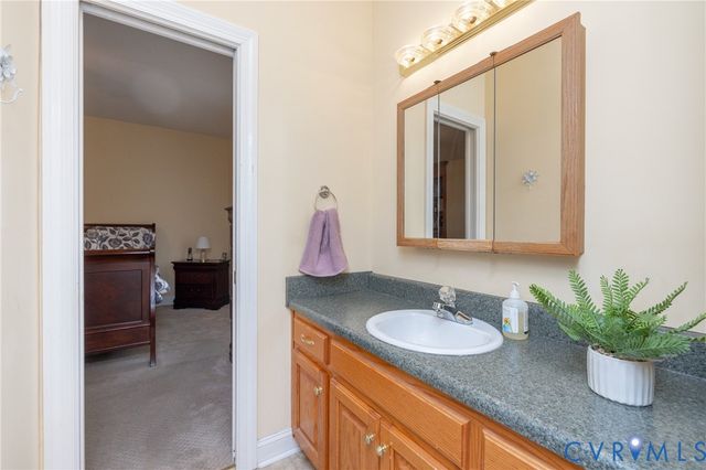 831 W Washington St, Highland Springs, VA 23075