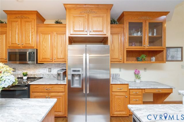 831 W Washington St, Highland Springs, VA 23075