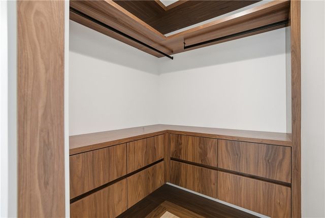 400 Heliotrope, Corona Del Mar, CA 92625