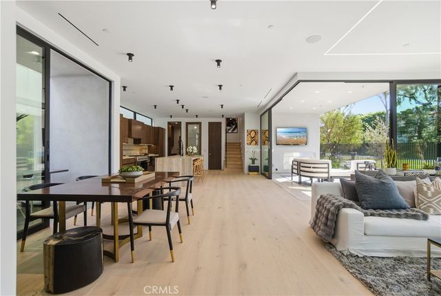 400 Heliotrope, Corona Del Mar, CA 92625