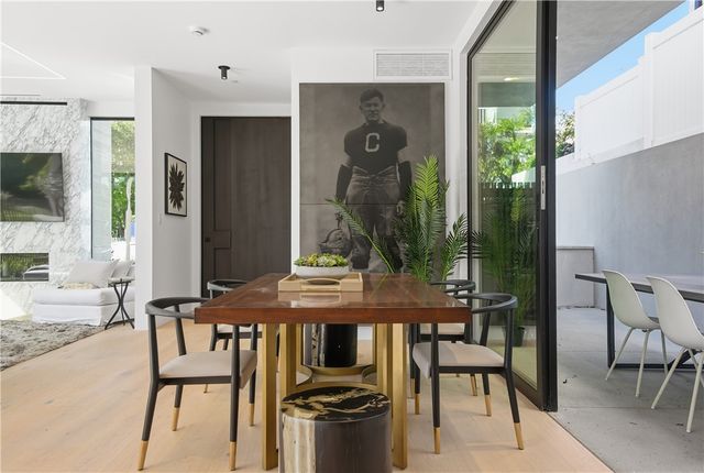 400 Heliotrope, Corona Del Mar, CA 92625