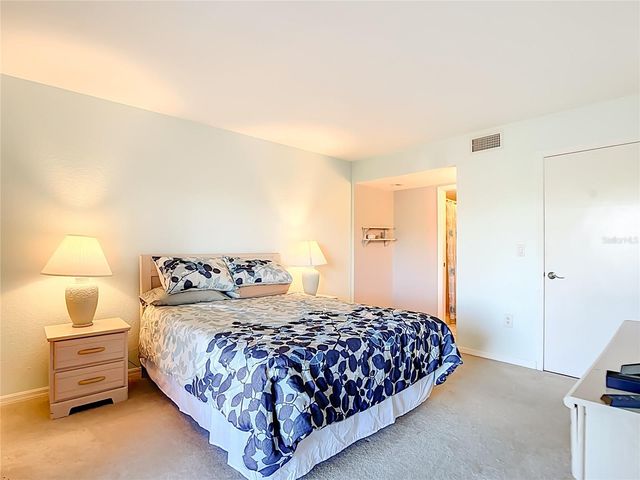 404 CERROMAR CIRCLE N 115, Venice, FL 34293