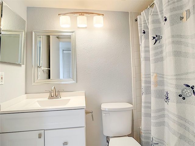 404 CERROMAR CIRCLE N 115, Venice, FL 34293