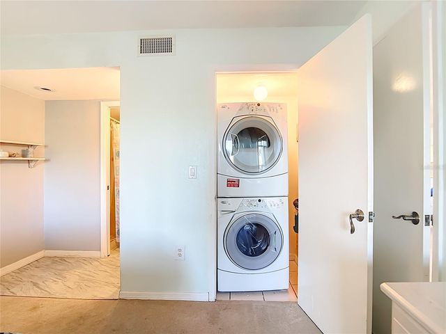 404 CERROMAR CIRCLE N 115, Venice, FL 34293