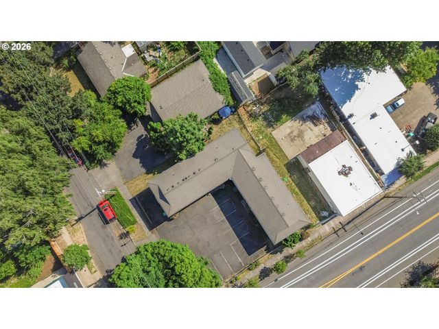 9512 N OSWEGO Ave, Portland, OR 97203