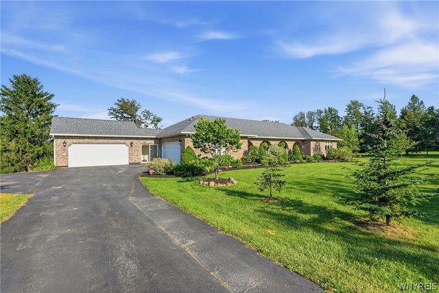565 Schad Road, Bennington, NY 14004
