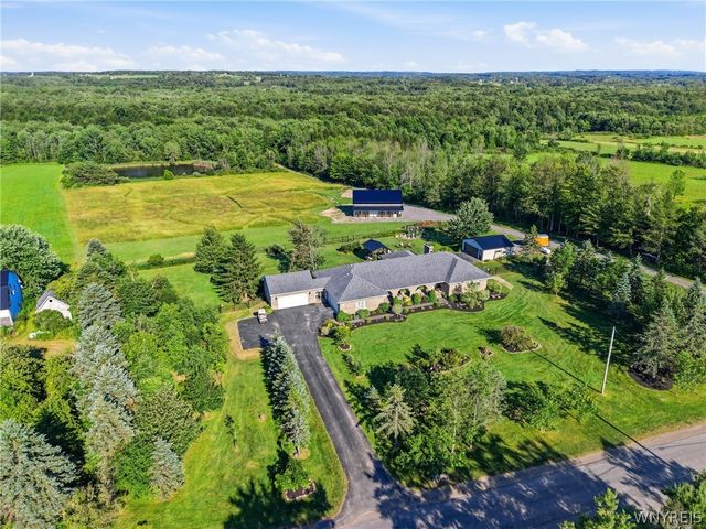 565 Schad Road, Bennington, NY 14004