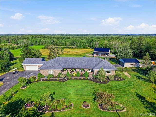 565 Schad Road, Bennington, NY 14004