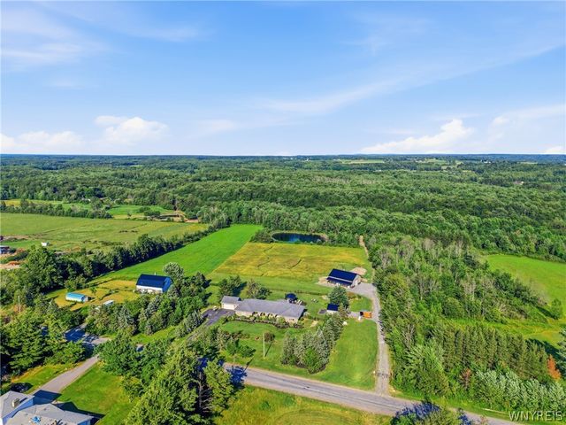 565 Schad Road, Bennington, NY 14004