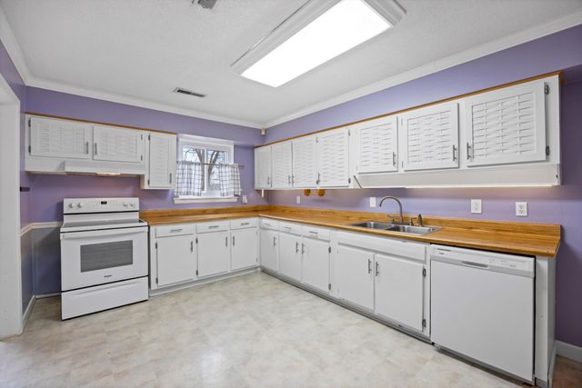 1331 Cloverdale Circle, Hixson, TN 37343