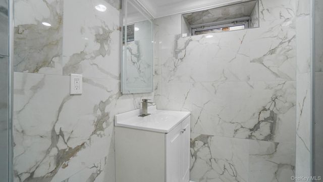 39 Acacia Avenue, Hempstead, NY 11550