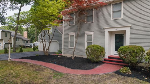 16 Dartmoor Dr, Shrewsbury, MA 01545