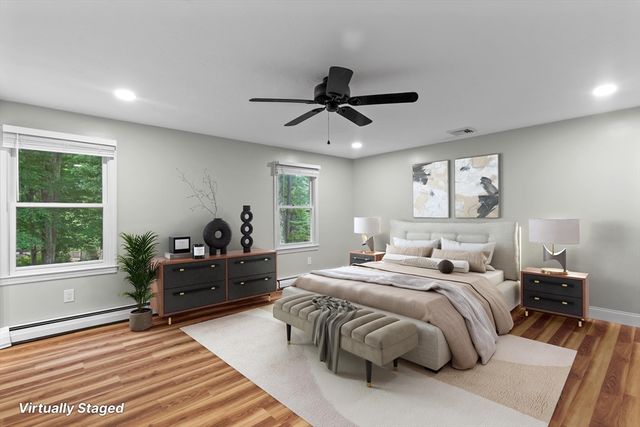 16 Dartmoor Dr, Shrewsbury, MA 01545