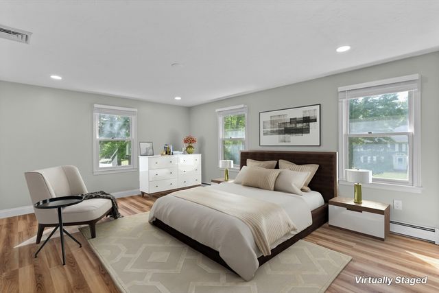 16 Dartmoor Dr, Shrewsbury, MA 01545