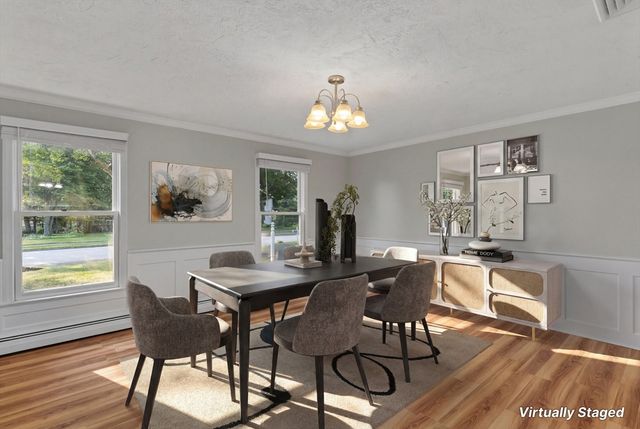 16 Dartmoor Dr, Shrewsbury, MA 01545