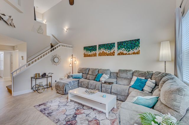 406 Mainsail Circle, Jupiter, FL 33477