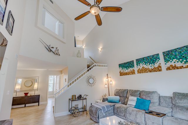 406 Mainsail Circle, Jupiter, FL 33477