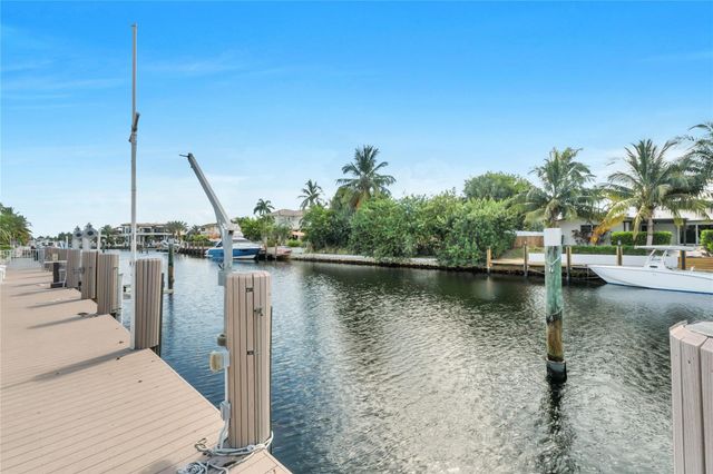 4020 NE 24th Avenue, Lighthouse Point, FL 33064