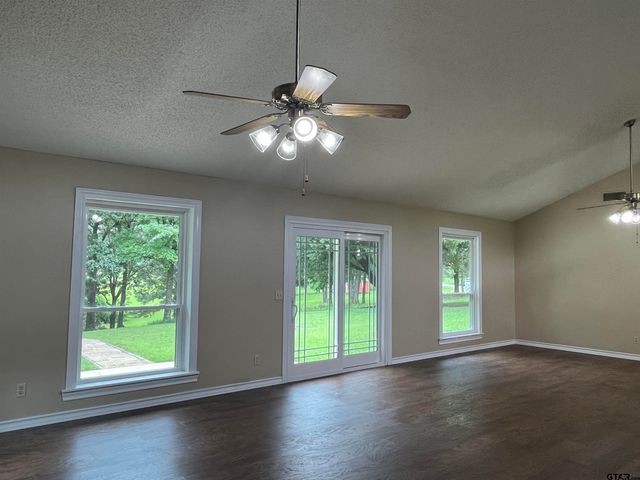 132 CR 2933, Pittsburg, TX 75686