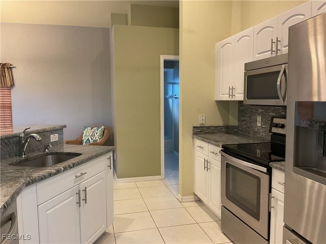 3920 SE 2nd PL, Cape Coral, FL 33904