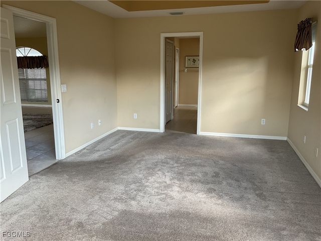 3920 SE 2nd PL, Cape Coral, FL 33904