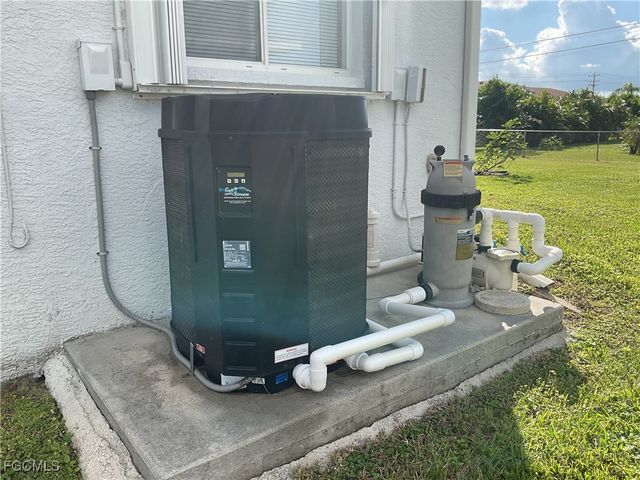 3920 SE 2nd PL, Cape Coral, FL 33904