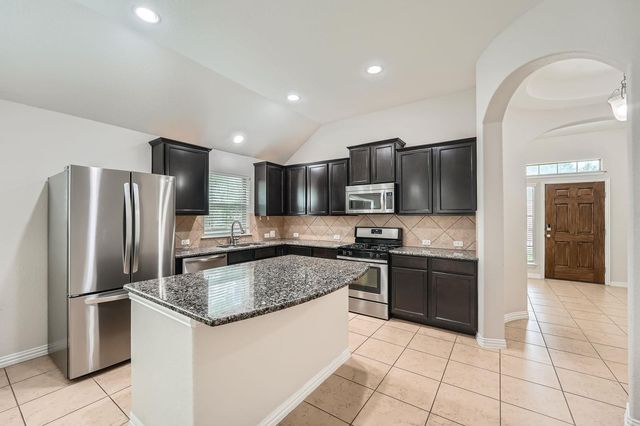 2416 Lynx CT, Pflugerville, TX 78660