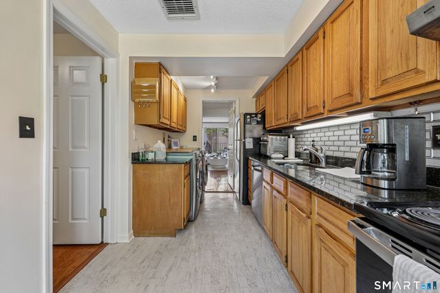 43 Highland Road 43, Stamford, CT 06902
