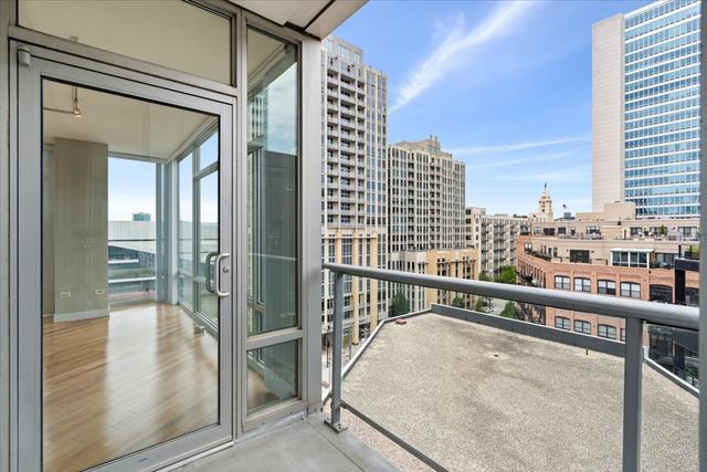 510 W Erie Street 805, Chicago, IL 60654