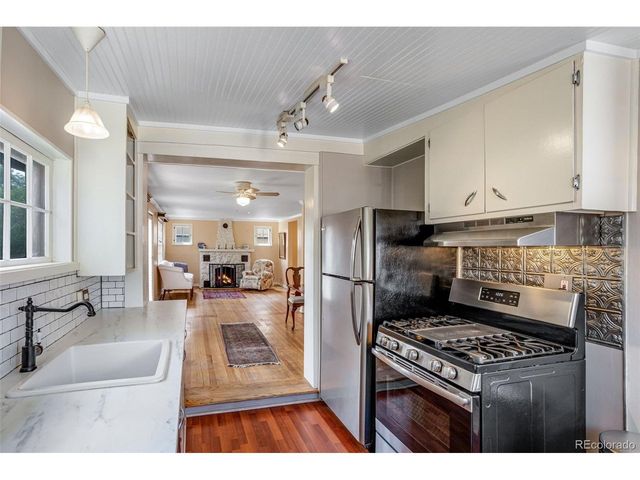 1653 Rosemary St, Denver, CO 80220