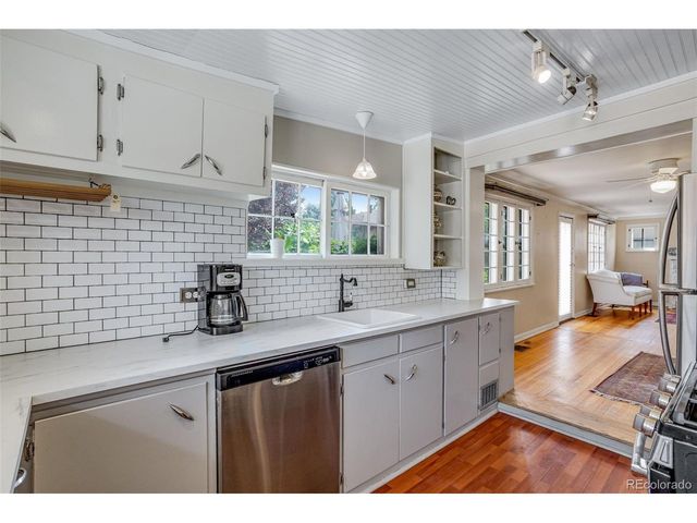 1653 Rosemary St, Denver, CO 80220