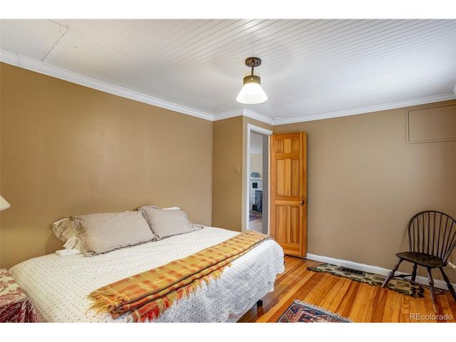 1653 Rosemary St, Denver, CO 80220