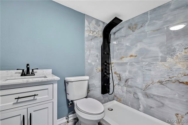 8340 W Amelia Court, Homosassa, FL 34448