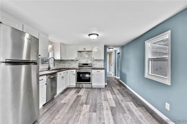 8340 W Amelia Court, Homosassa, FL 34448