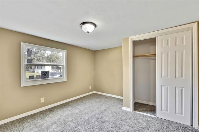 8340 W Amelia Court, Homosassa, FL 34448