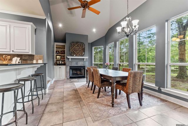 447 Sandy Springs Ln, Jackson, LA 70748