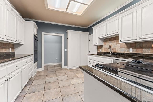 447 Sandy Springs Ln, Jackson, LA 70748