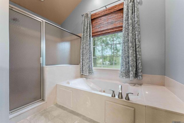 447 Sandy Springs Ln, Jackson, LA 70748