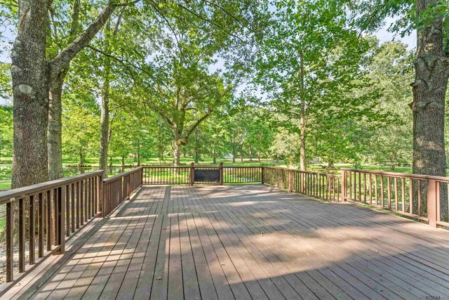 447 Sandy Springs Ln, Jackson, LA 70748