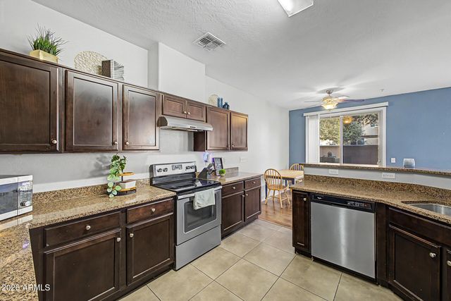 1523 N 81ST Drive, Phoenix, AZ 85043