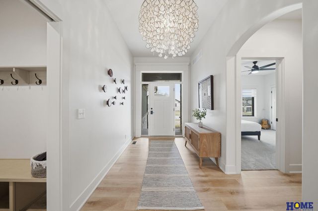 8819 Appaloosa Lane, Lincoln, NE 68520