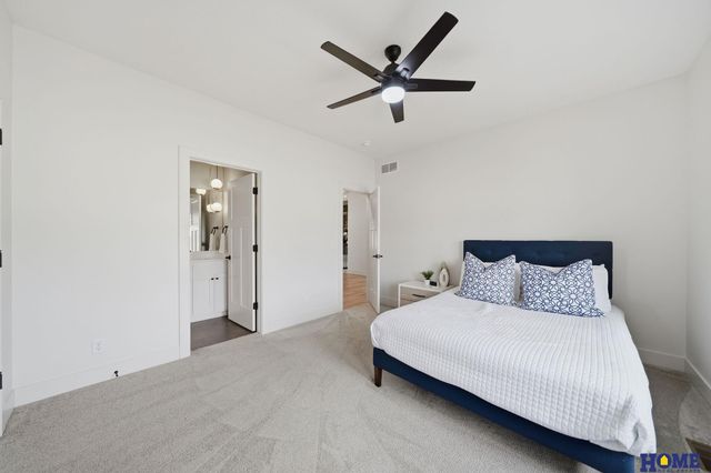 8819 Appaloosa Lane, Lincoln, NE 68520