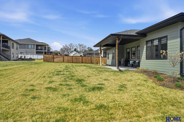 8819 Appaloosa Lane, Lincoln, NE 68520